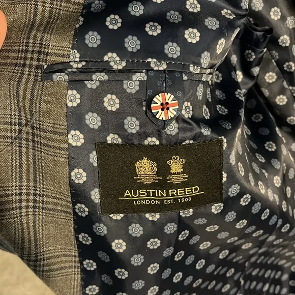 42 R Austin Reed Mens Sport Coat.